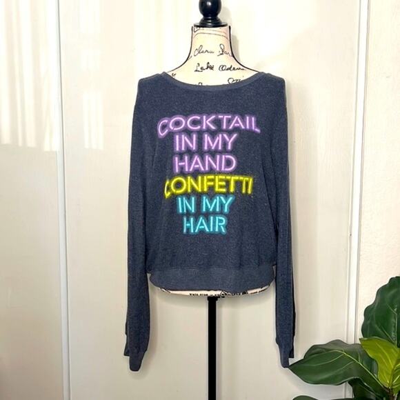 NWT! Wildfox Cocktail In My Hand Pullover Sweatshirt size Large - Picture 2 of 10